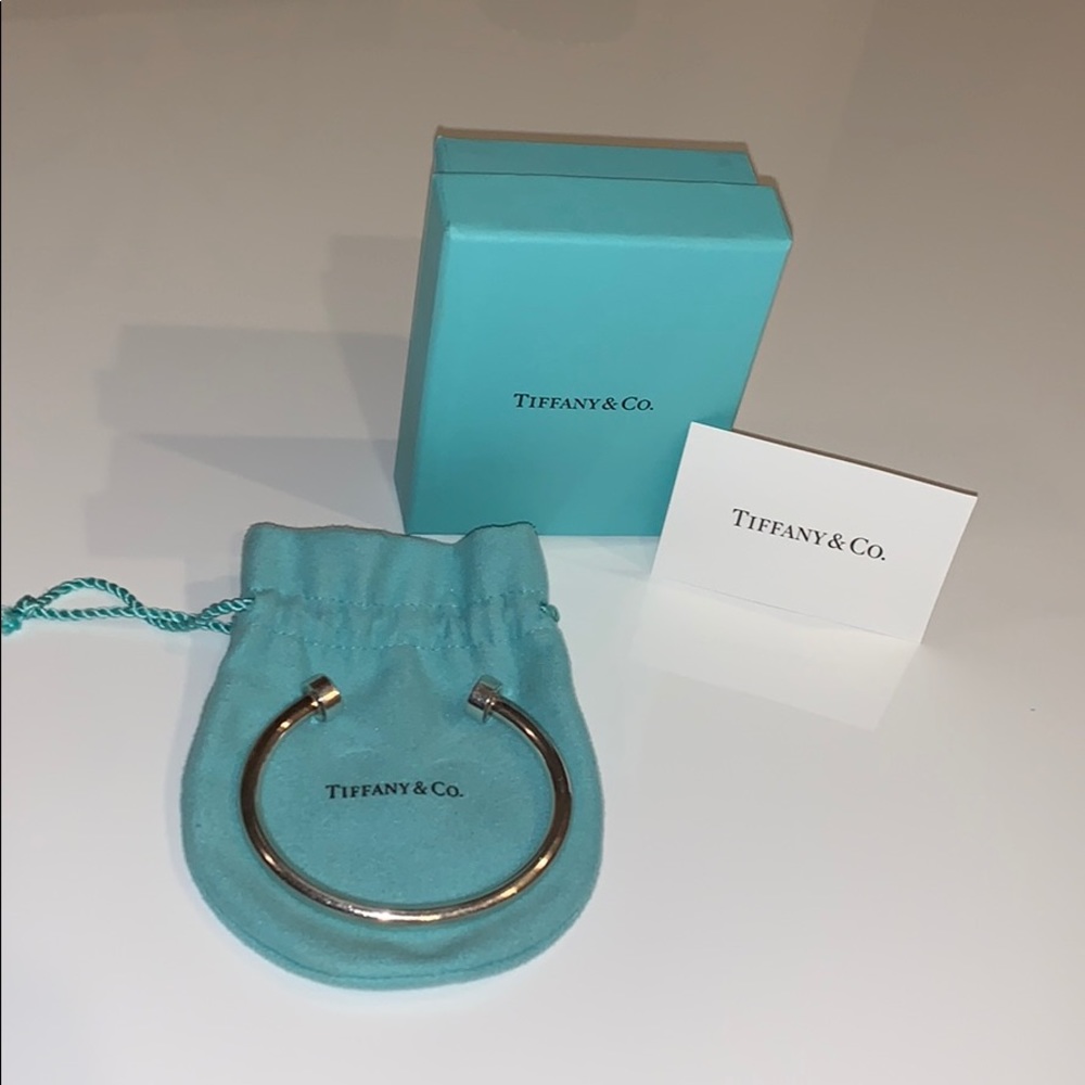 100% Authentic Tiffany and Co. bracelet (unisex)